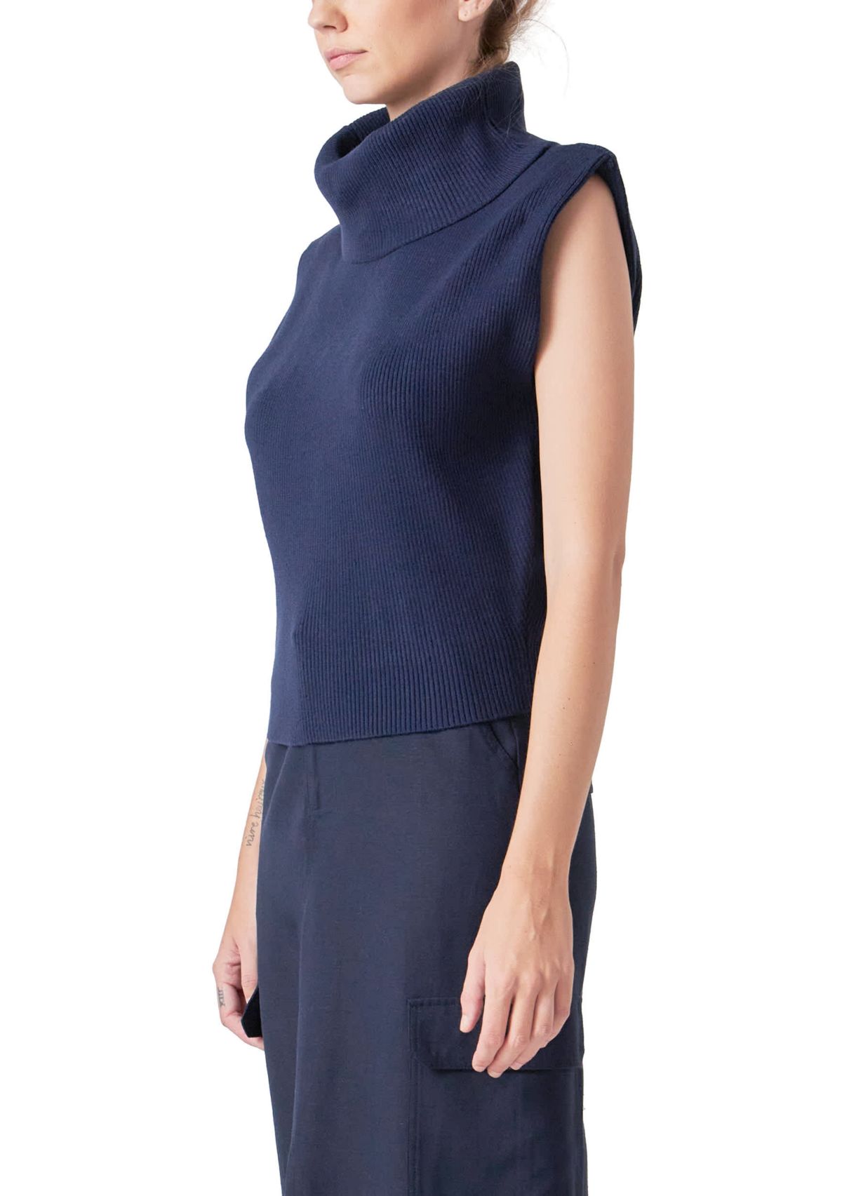 Turtleneck Sleeveless Sweater