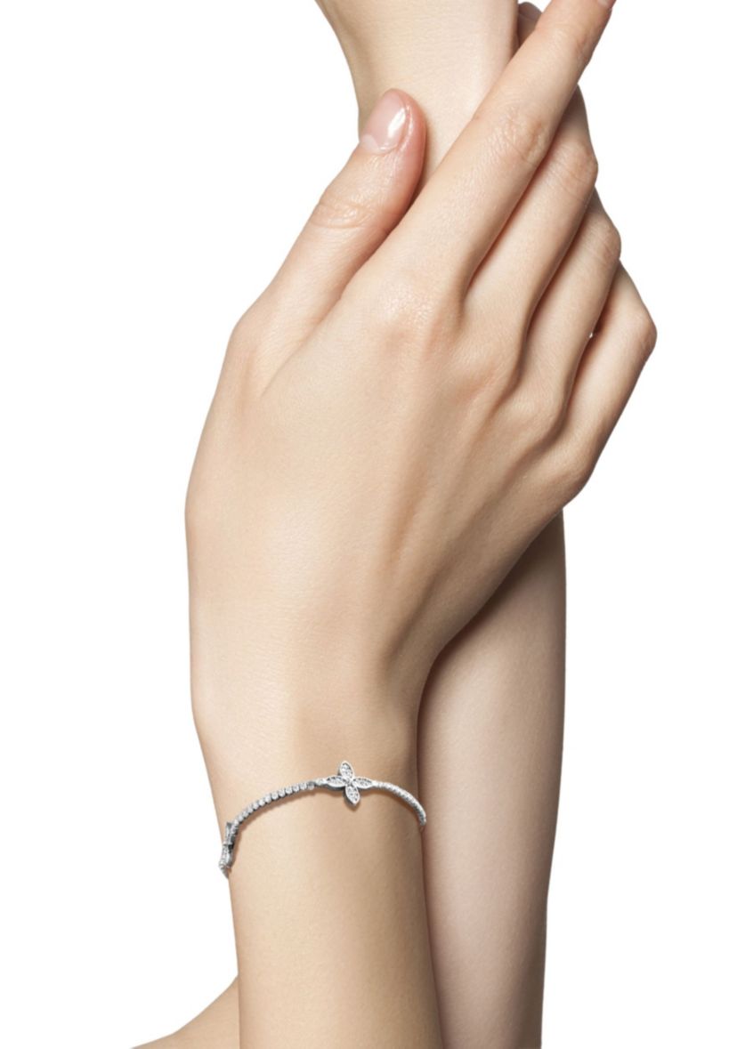Sterling Silver Cubic Zirconia Flower Tennis Bracelet