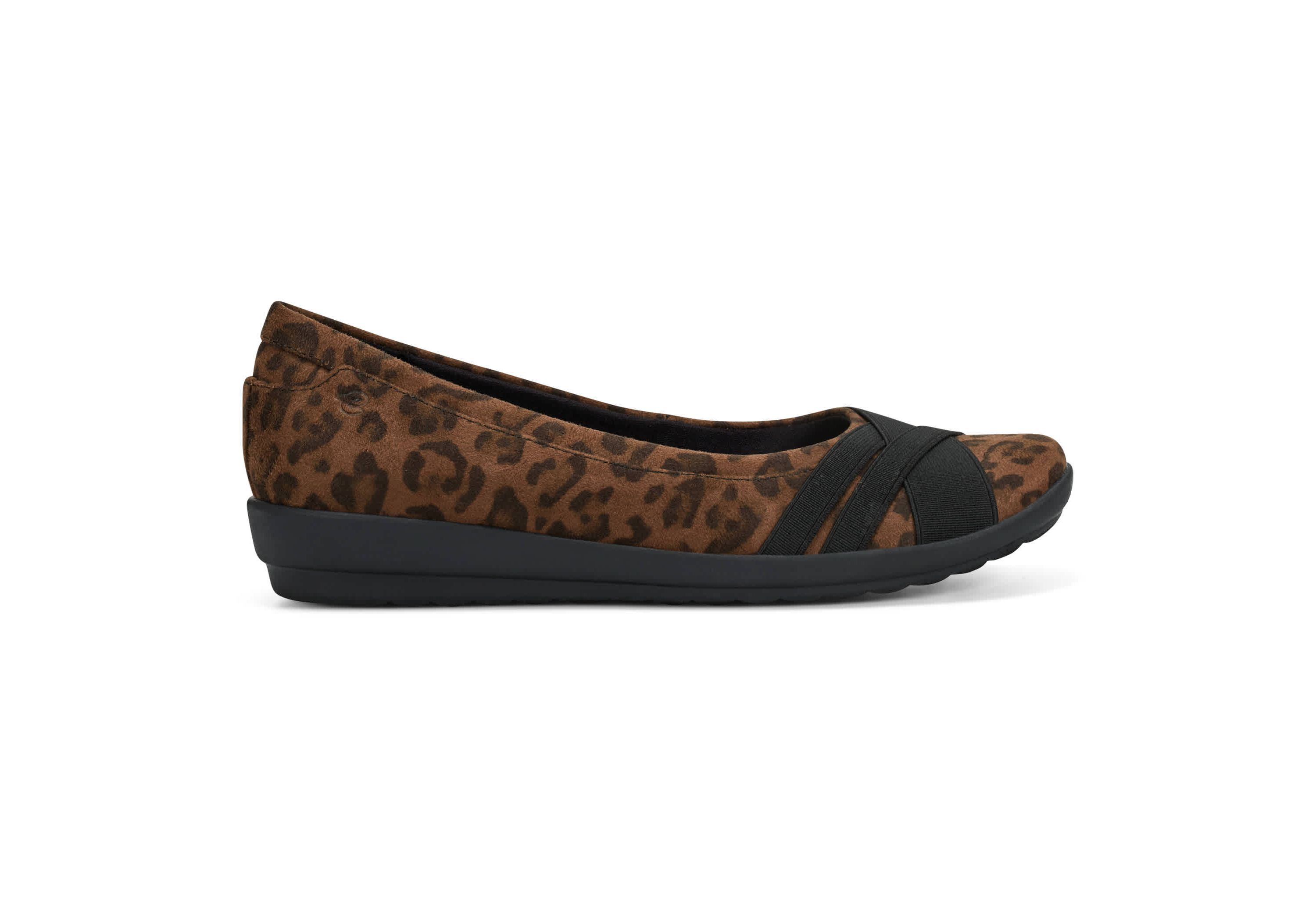 Acasia Round Toe Slip-on Casual Flats