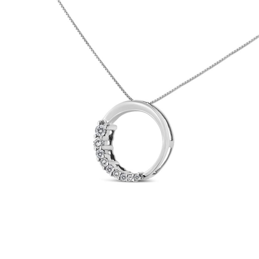 14K Gold 1/4 Cttw Graduating Diamond Open Circle Hoop 18" Pendant Necklace