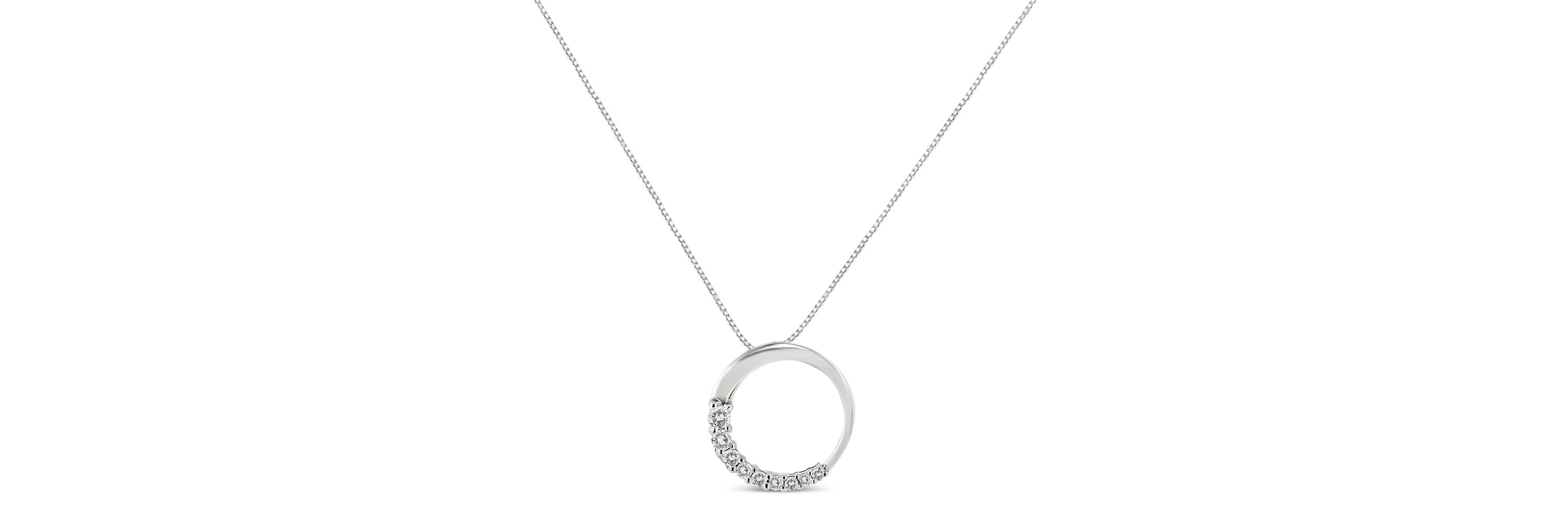 14K Gold 1/4 Cttw Graduating Diamond Open Circle Hoop 18" Pendant Necklace