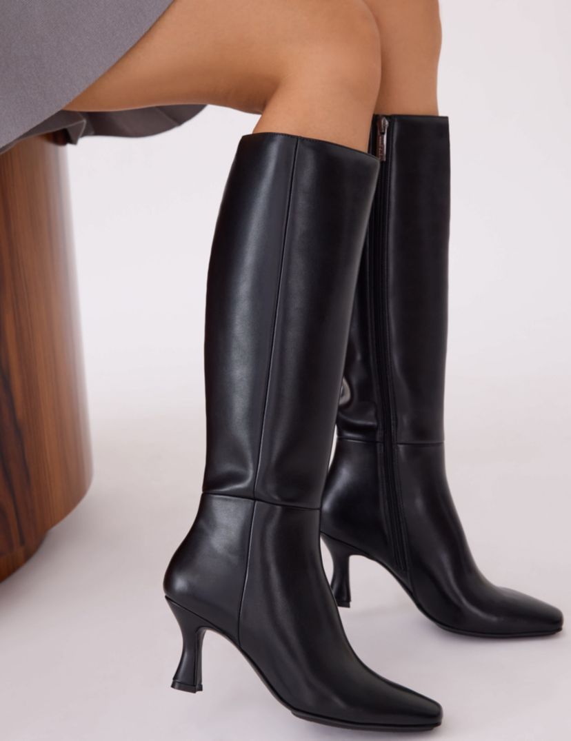 Perfektion Tall Boot