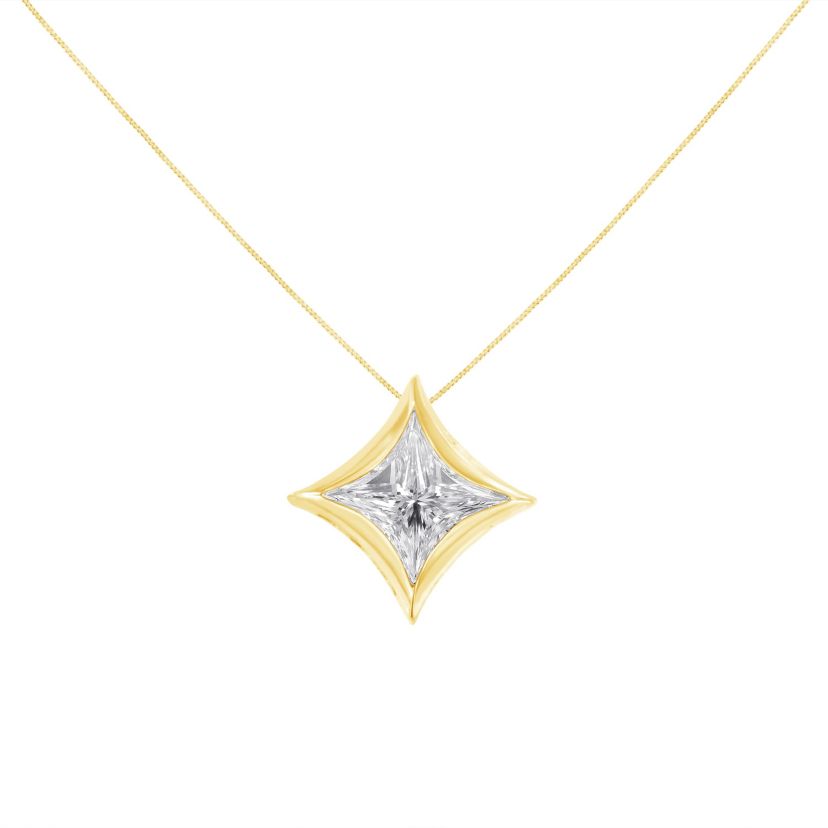 10K Gold 1/10 Cttw Bezel Set Solitaire Princess Diamond Kite Shaped Pendent Necklace