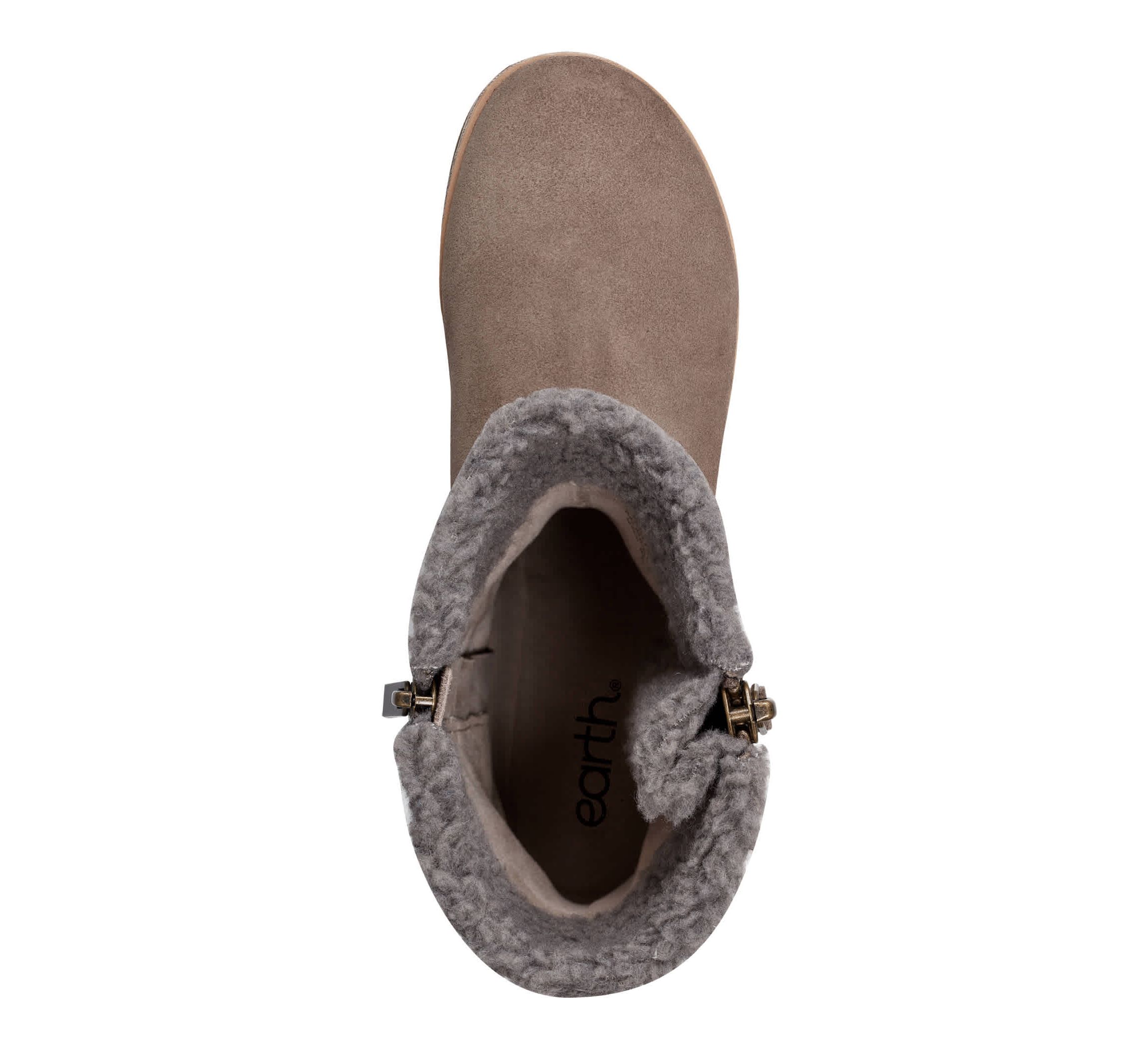 Hyland Water Repellent Round Toe Flat Casual Booties