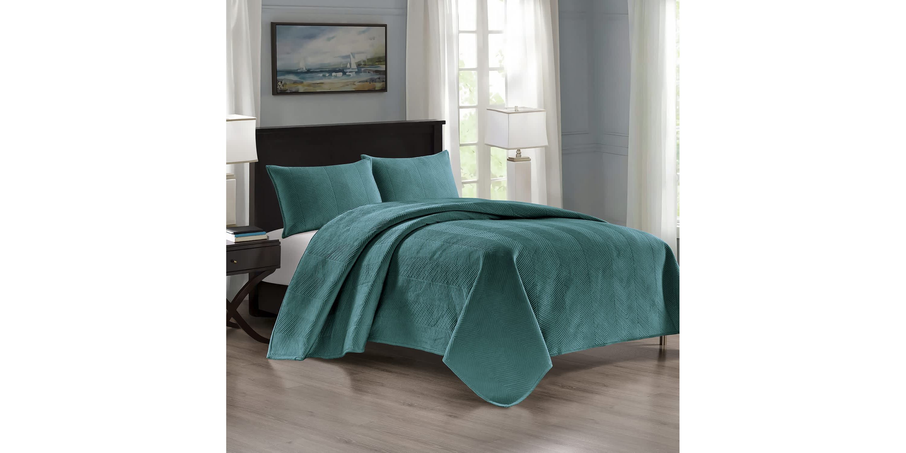 Pointehaven Luxury Chevron Velvet Quilt Set