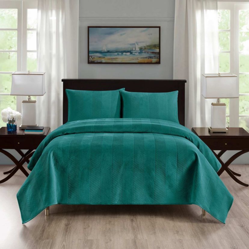 Pointehaven Luxury Chevron Velvet Quilt Set