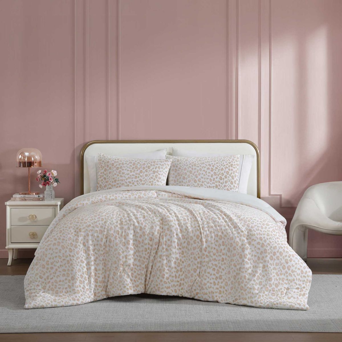 Betseys Leopard Microfiber Comforter Set