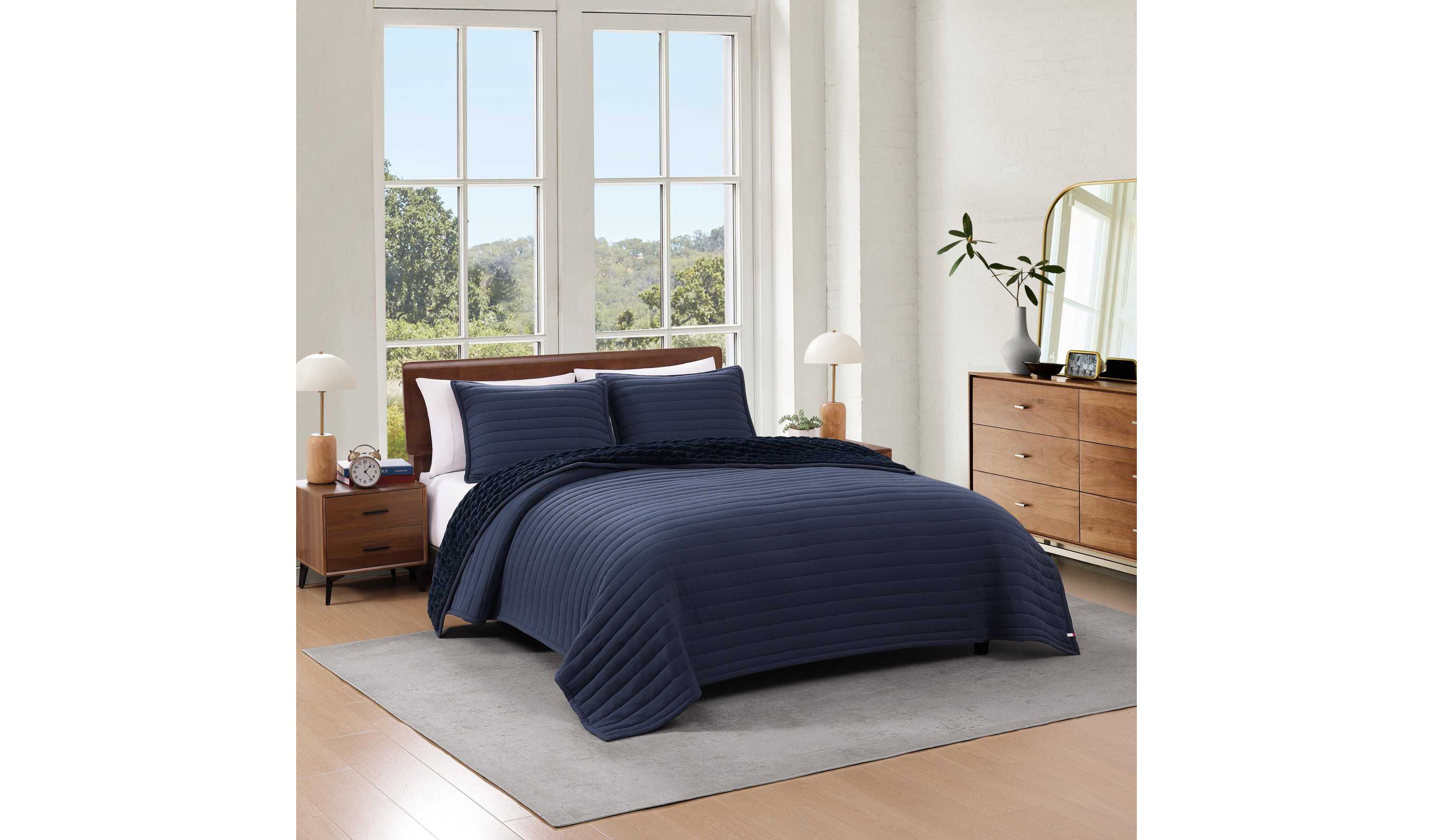 Classic Comfort Microfiber Quilt Set