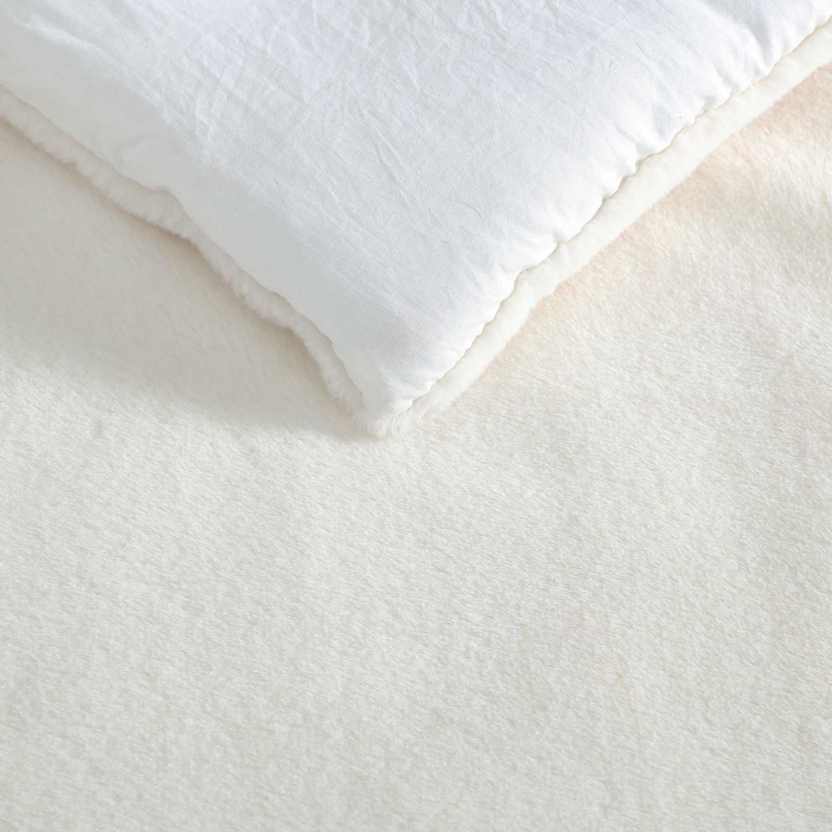 Signature Microfiber Comforter Set