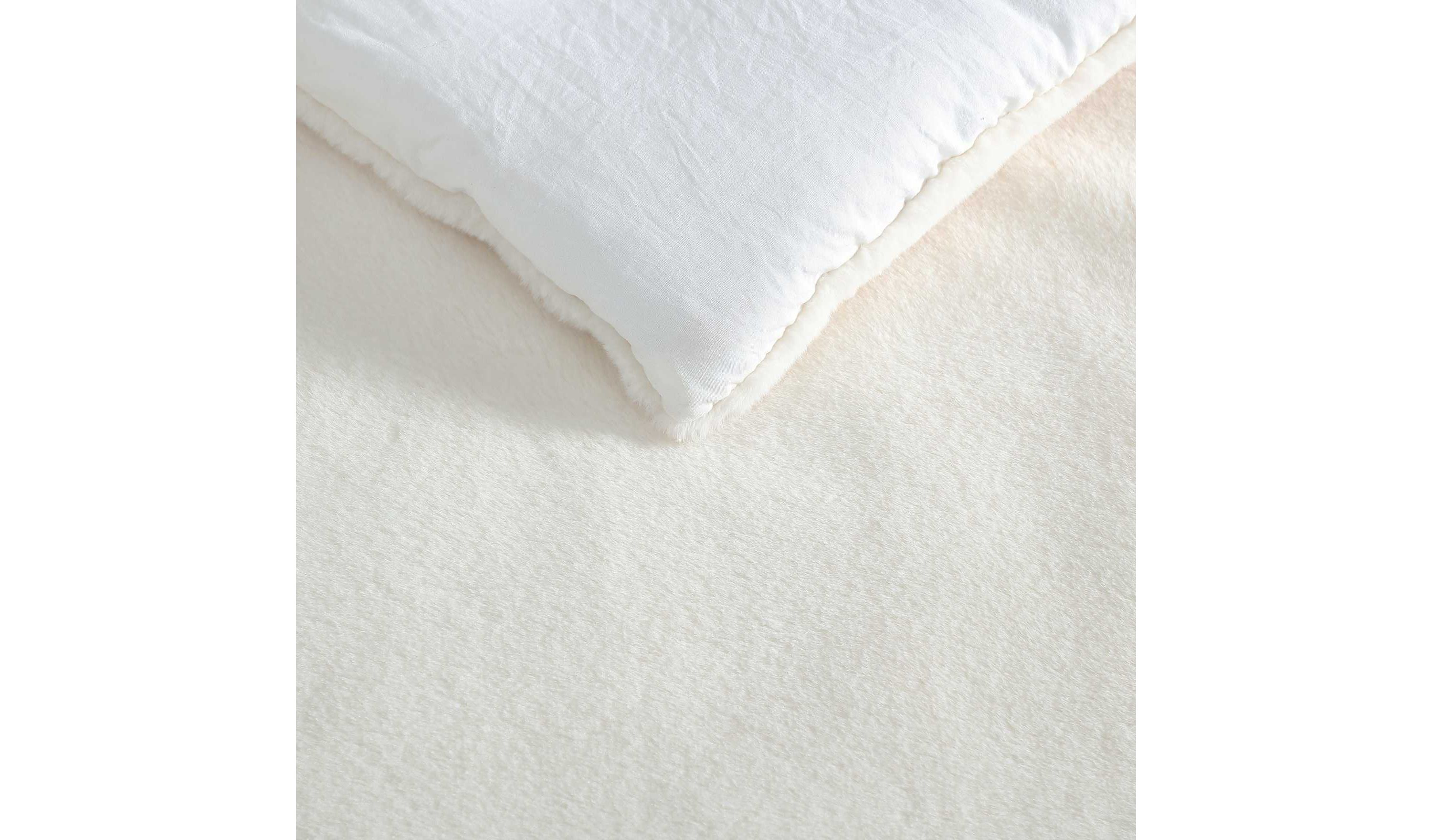 Signature Microfiber Comforter Set