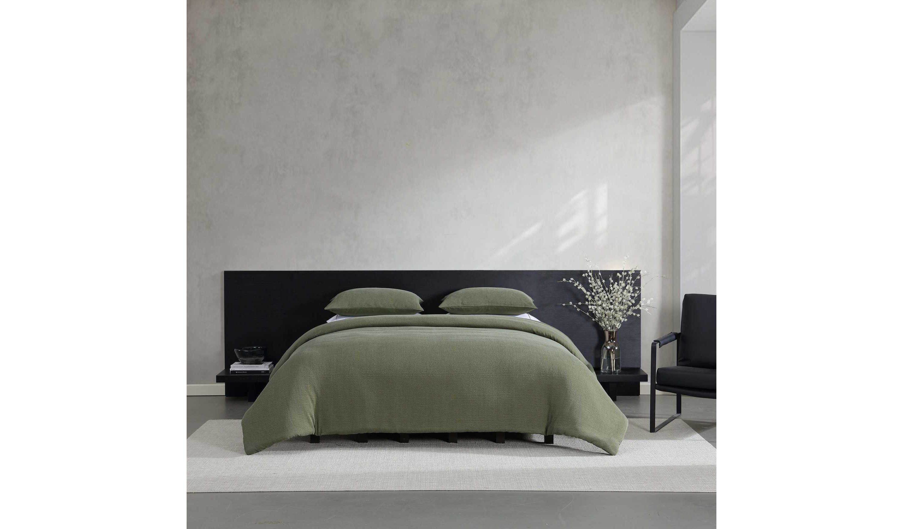Carved Lines Matelesse Cotton Blend Comforter Set