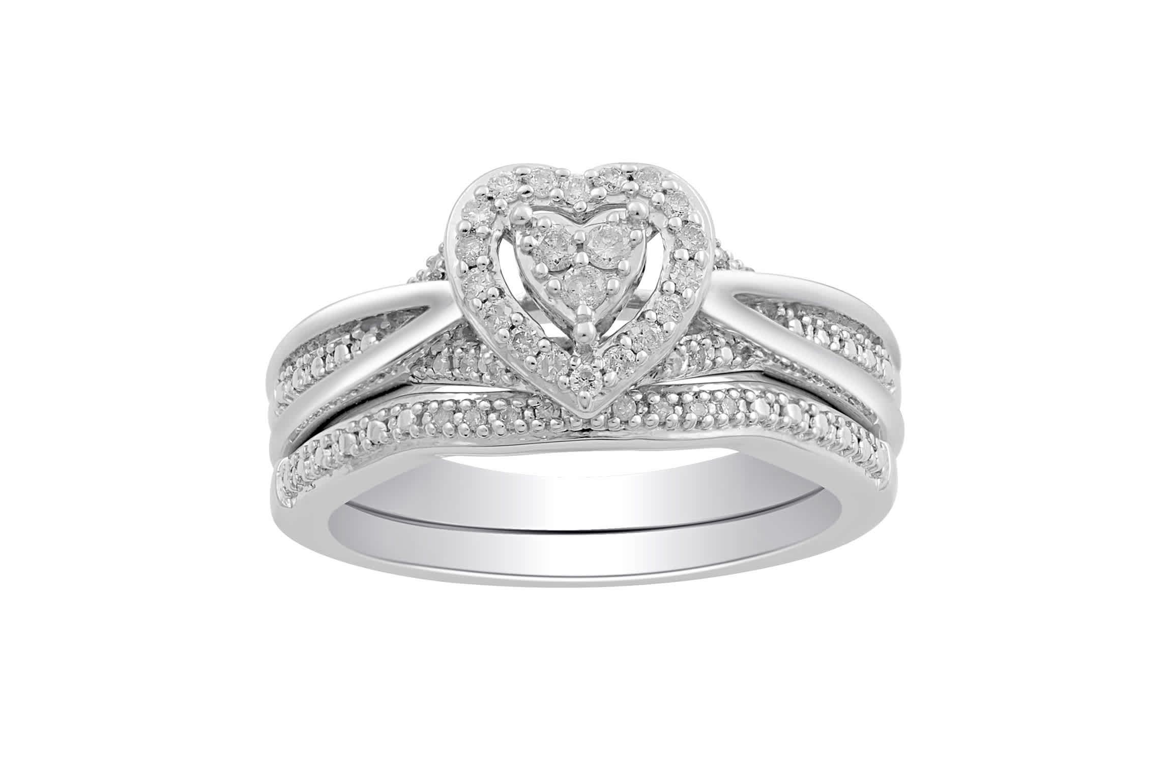 Womens Diamond Heart Ring