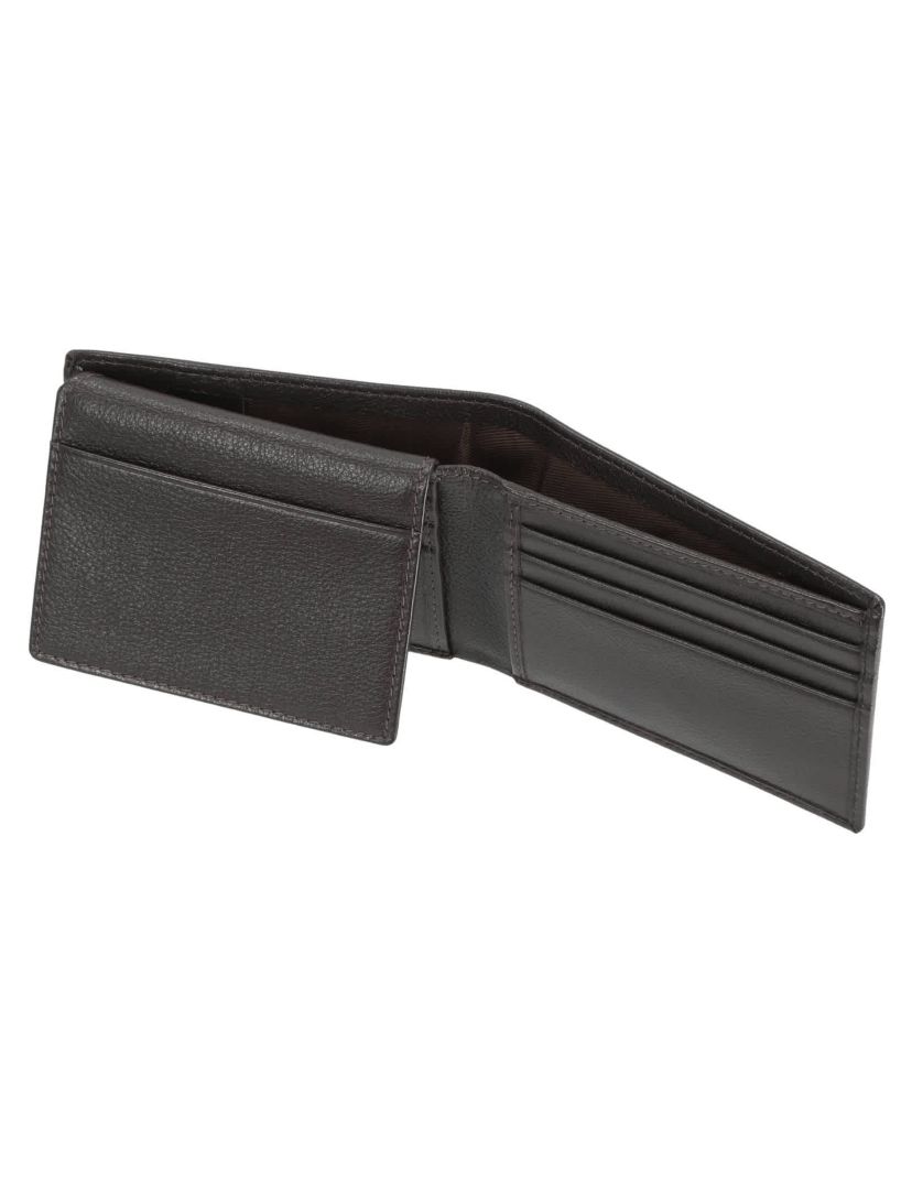 Steve Madden Saffiano Passcase