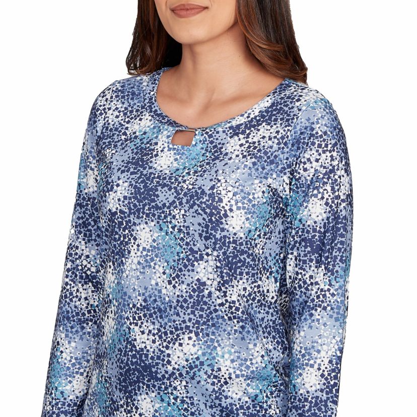 PRINTED POLY SQUARE RING NECK TOP