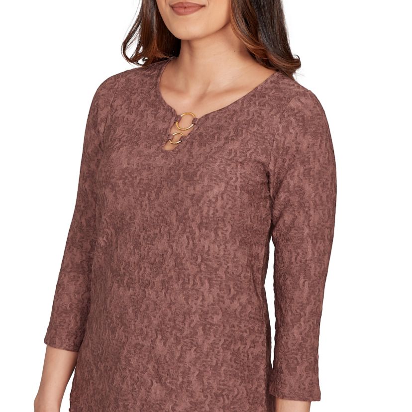 NOVELTY CRINKLE 3/4 SLEEVE TOP