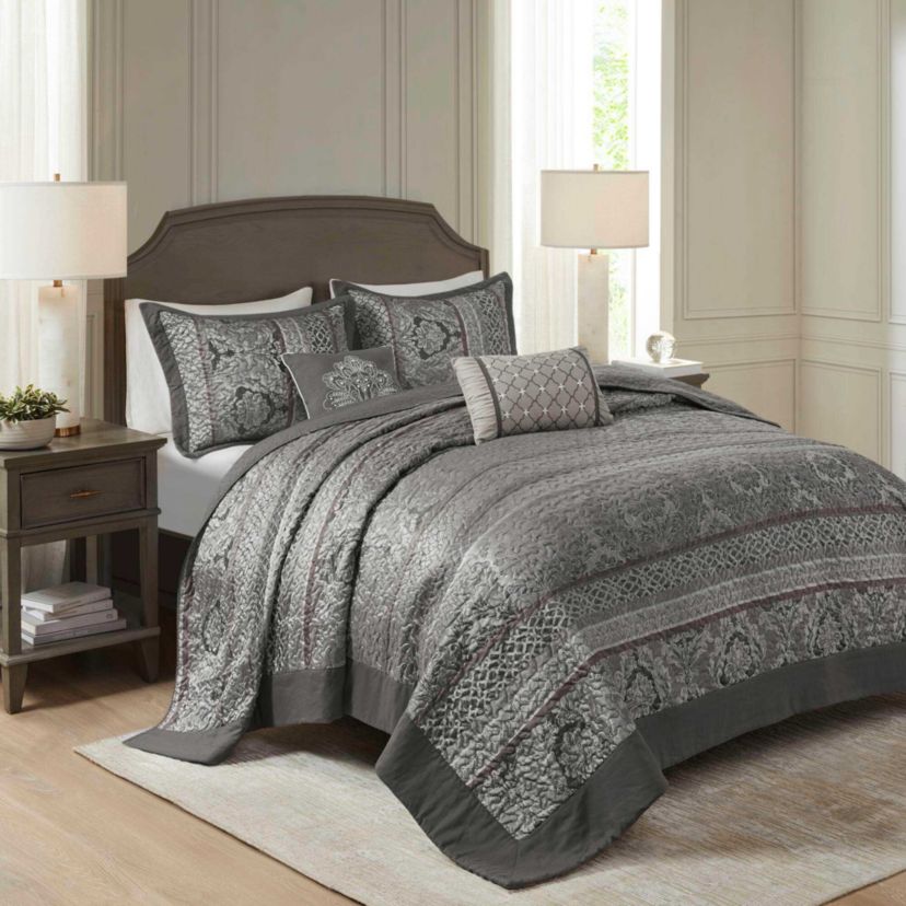 Bellagio 5 Piece Reversible Jacquard Bedspread Set