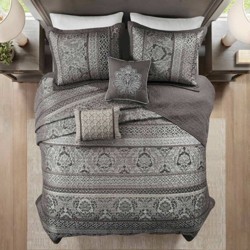 Bellagio 5 Piece Reversible Jacquard Bedspread Set