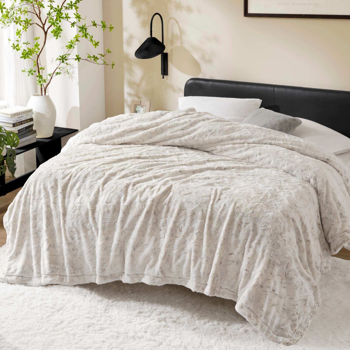 Zuri Faux Fur Blanket