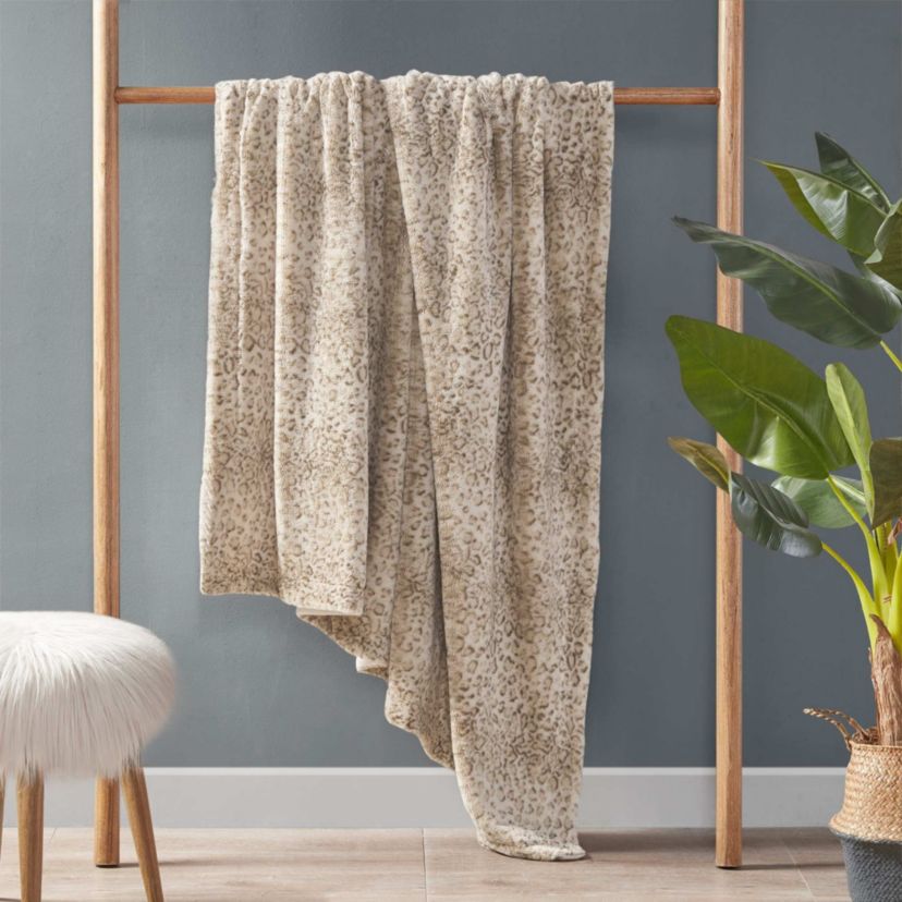 Zuri Faux Fur Throw