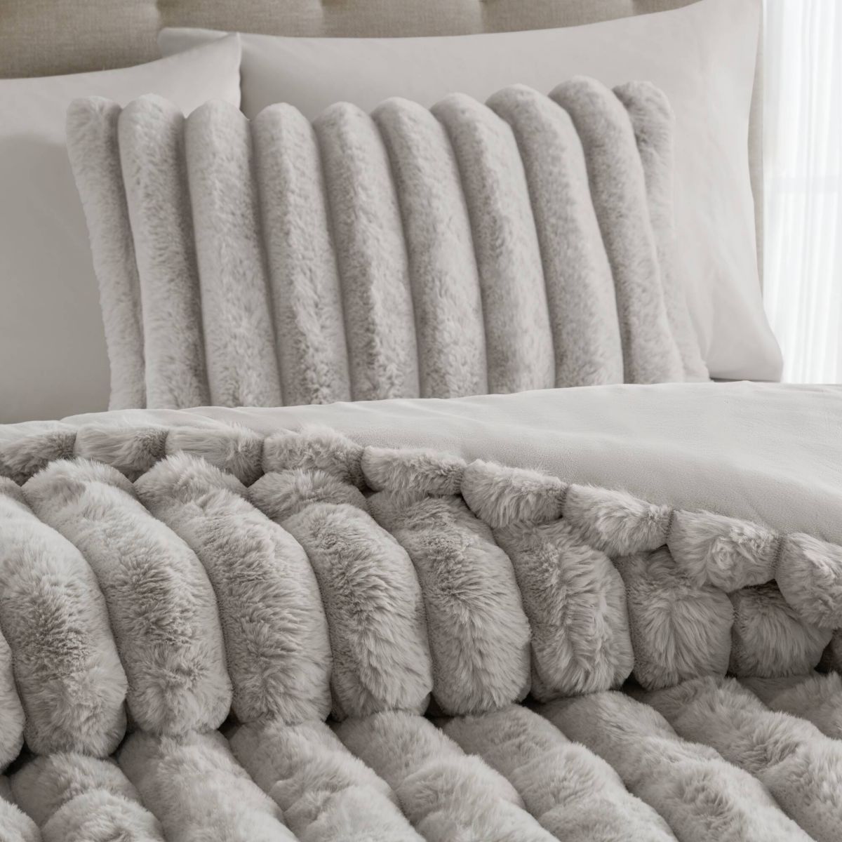 Jasmine Ultrasoft Faux Fur Ribbed Comforter Set