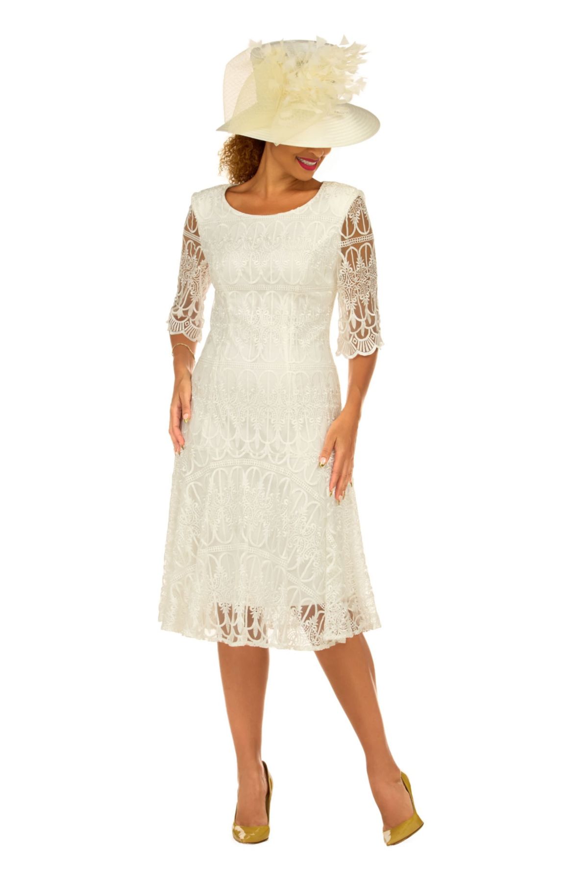 Embroidery Luxurious Lace Pleated Flare Dress