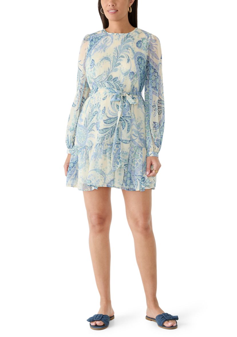 bcbg cocktail dress BCBGMAXAZRIA Piper Woven The maxi silhouette is finished with a flowy asymmetric hemline BCBG Women's V-Neck Fit-and-Flare Mini