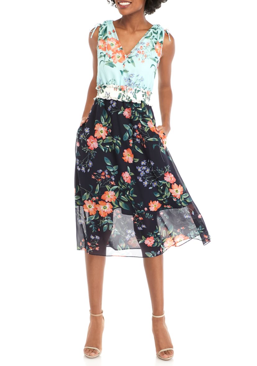 Womens Sleeveless Smocked Waist Printed Chiffon Dress