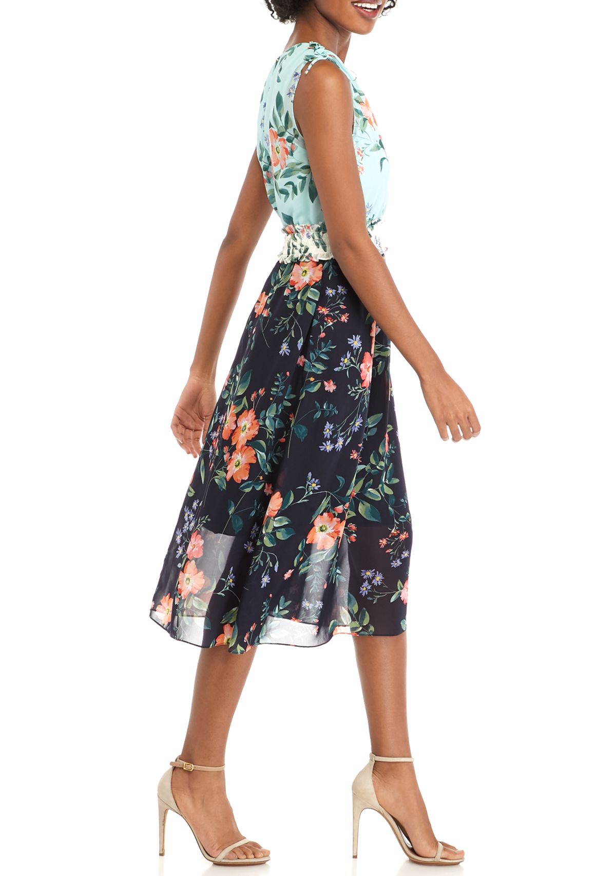 Womens Sleeveless Smocked Waist Printed Chiffon Dress