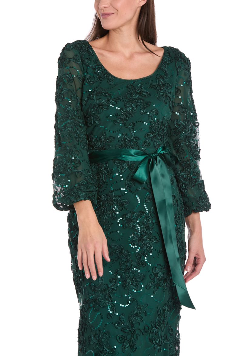 Womens Long Sleeve Crew Neck Solid Lace Gown