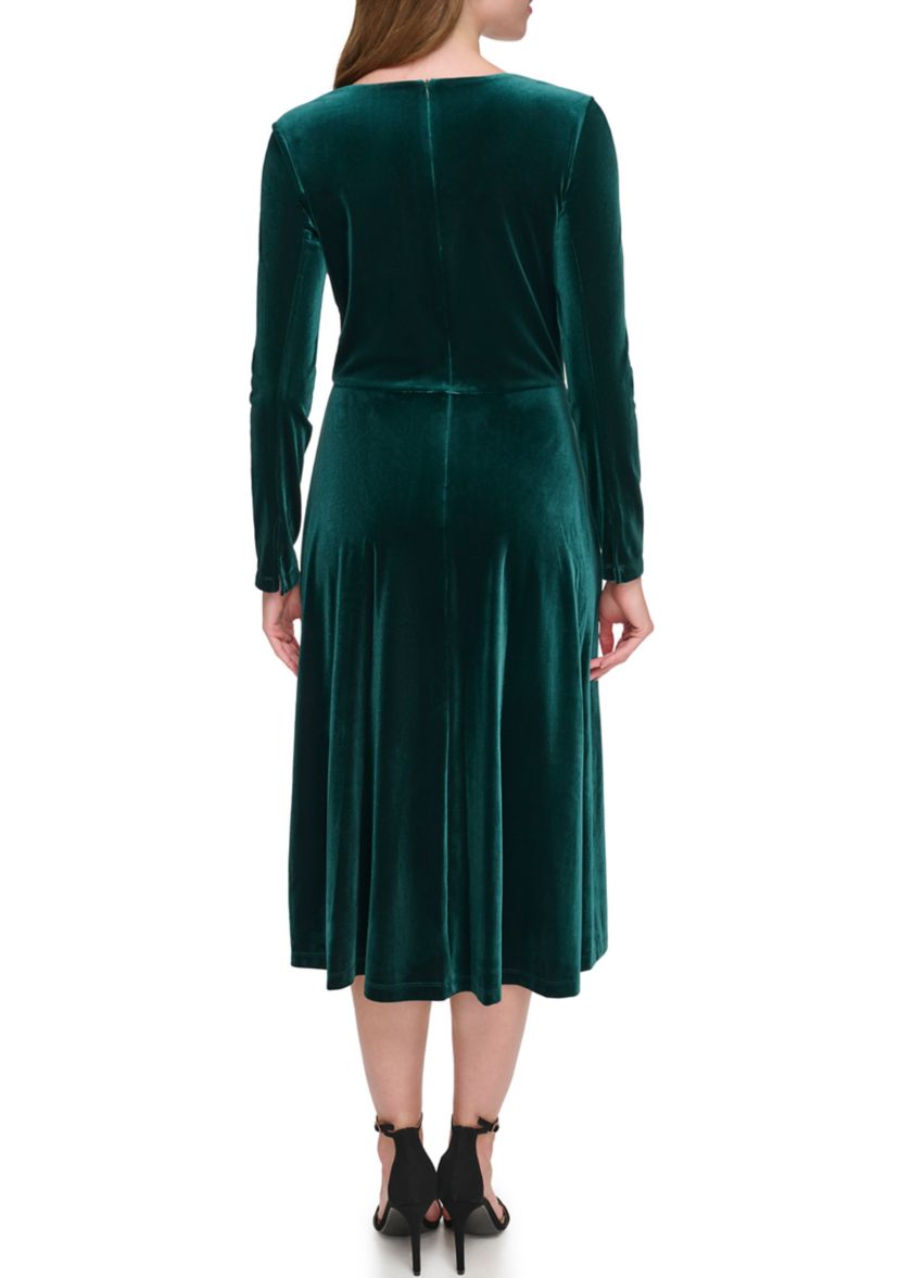 Womens Long Sleeve Solid Velvet Sheath Dress