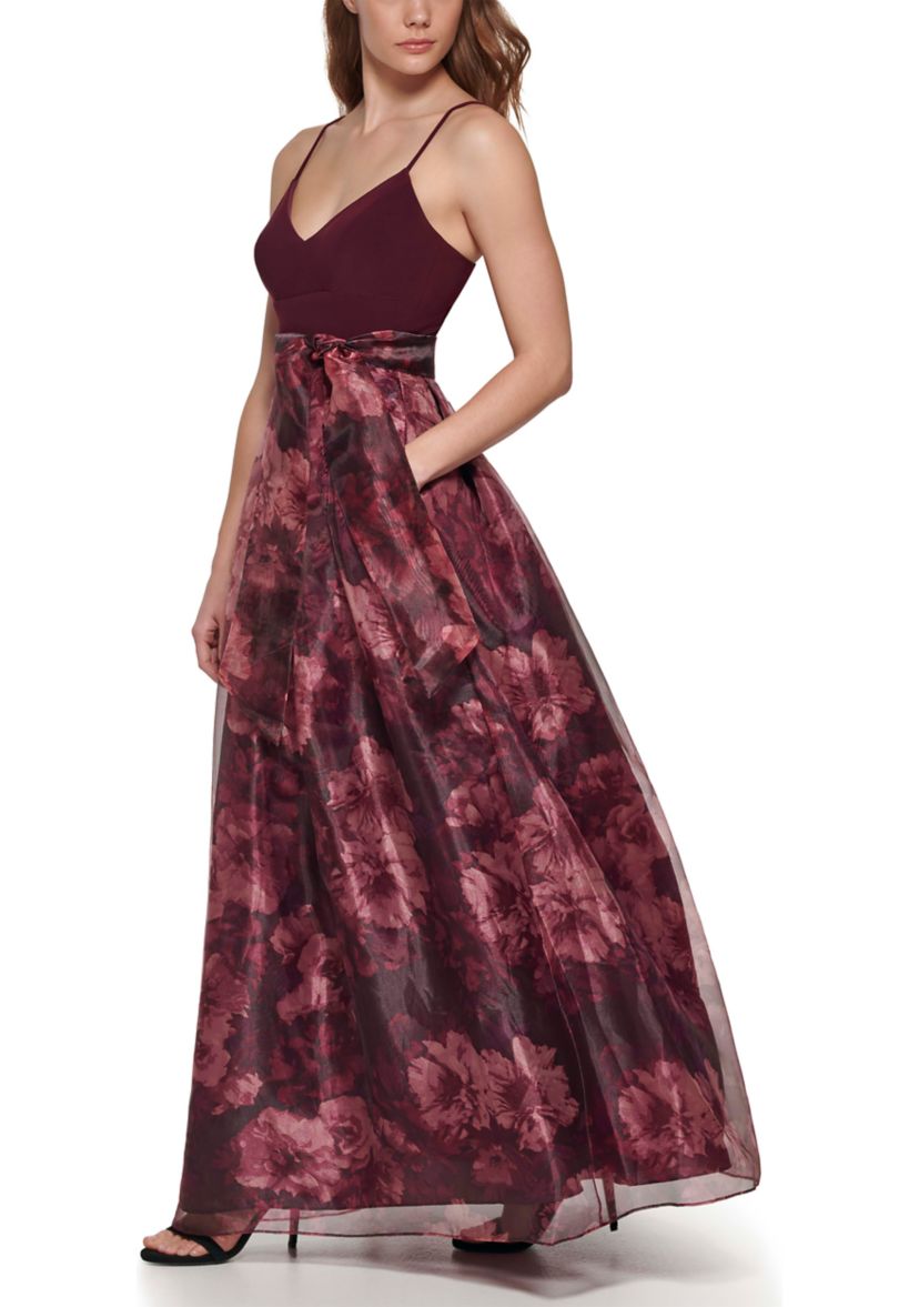 Sleeveless Sweetheart Neck Bow Detail Organza Gown 