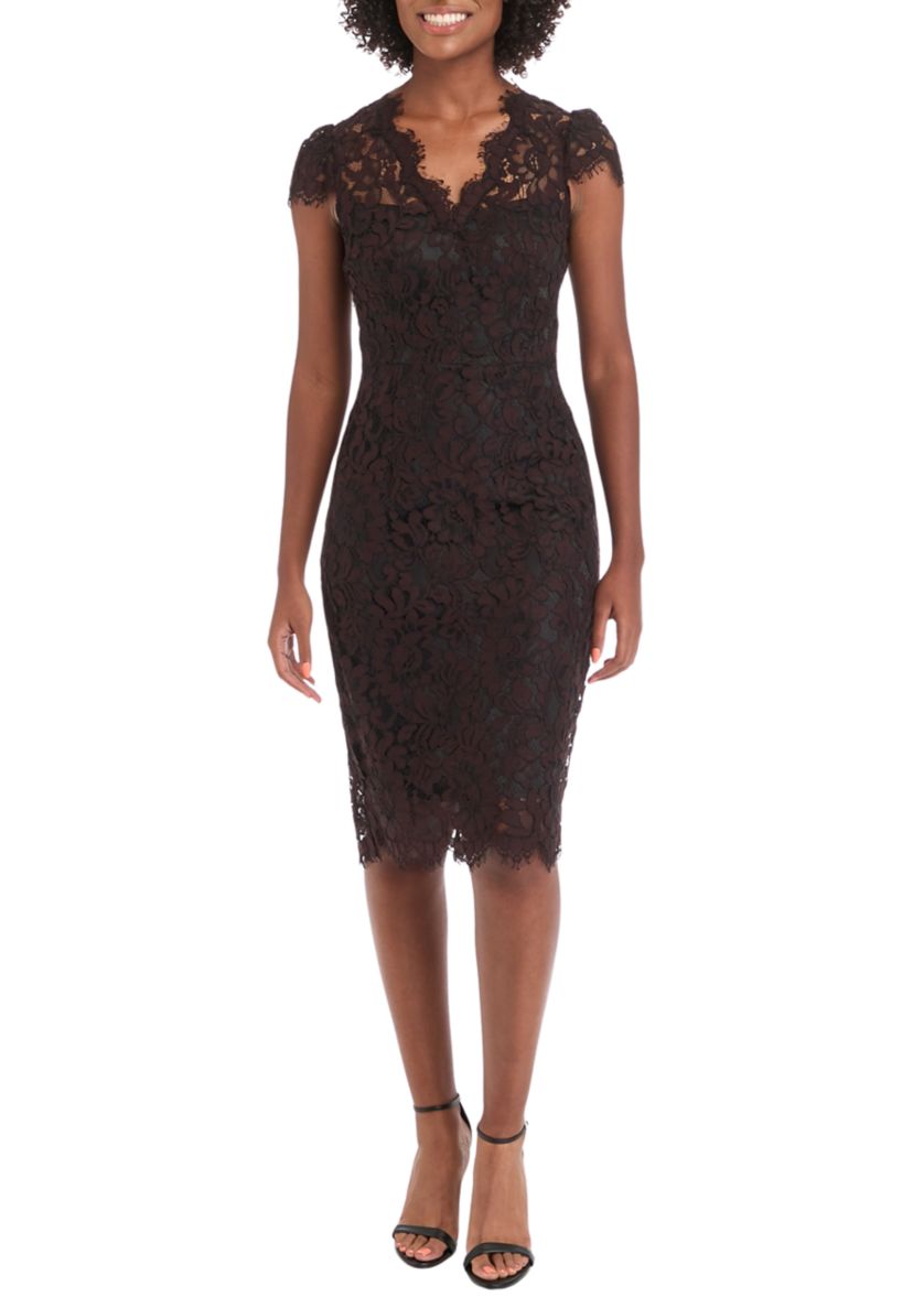Womens Short Sleeve V-Neck Scallop Lace Sheath Dress