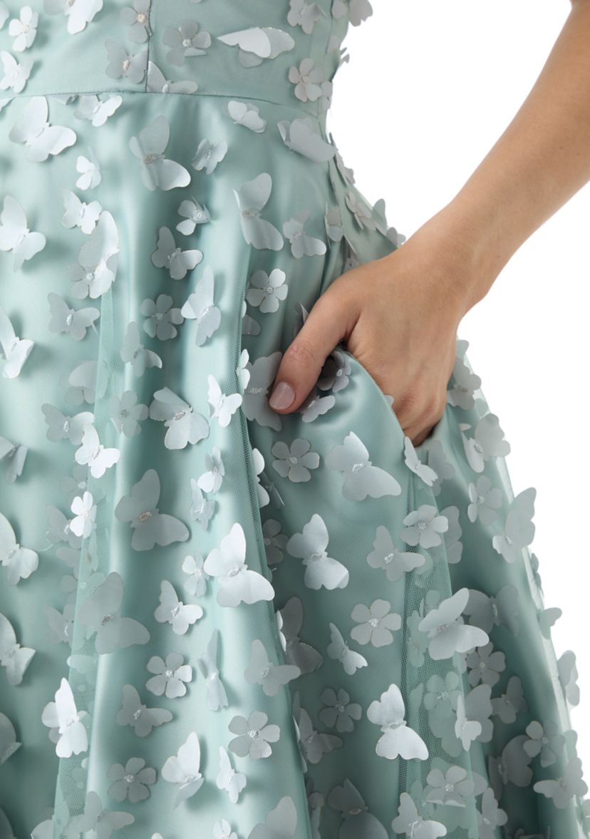 Womens Sleeveless V-Neck Floral Appliqué Fit and Flare Dress
