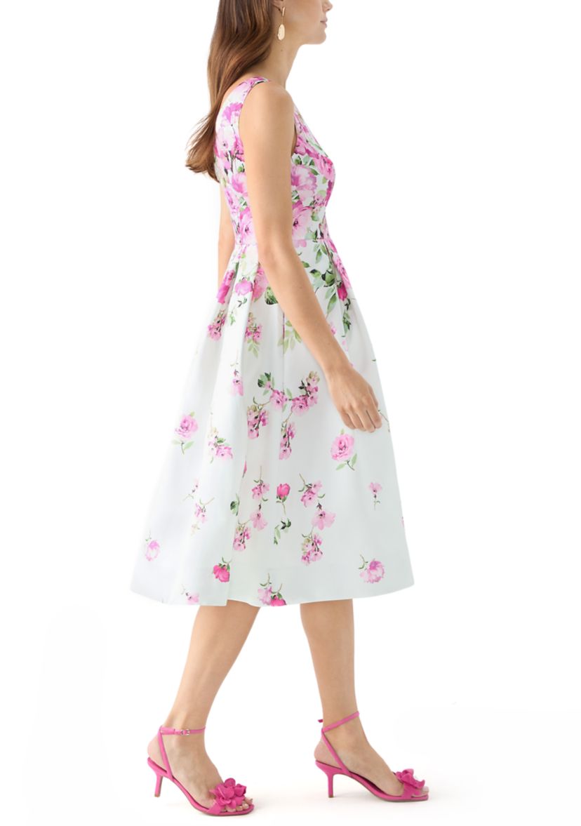 Womens Sleeveless Crew Neck Floral Print Scuba Fit and Flare Dress