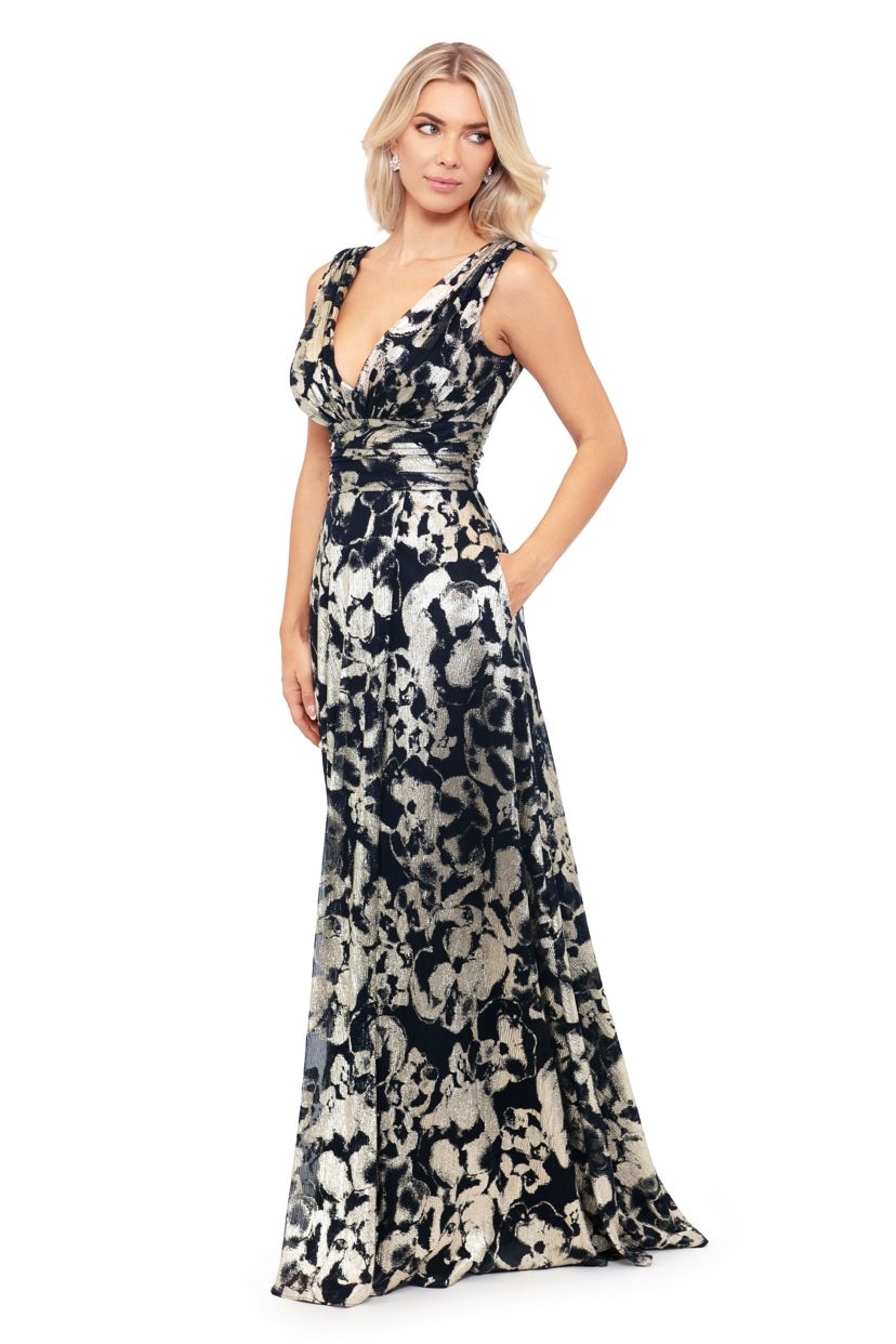 Womens Sleeveless Metallic Knit Fit and Flare Gown 