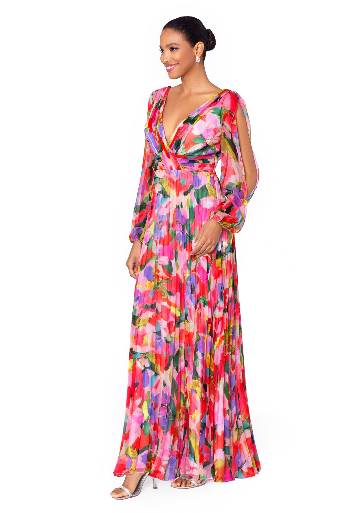Womens V-Neck Long Sleeve Chiffon Pleated Fit and Flare Gown