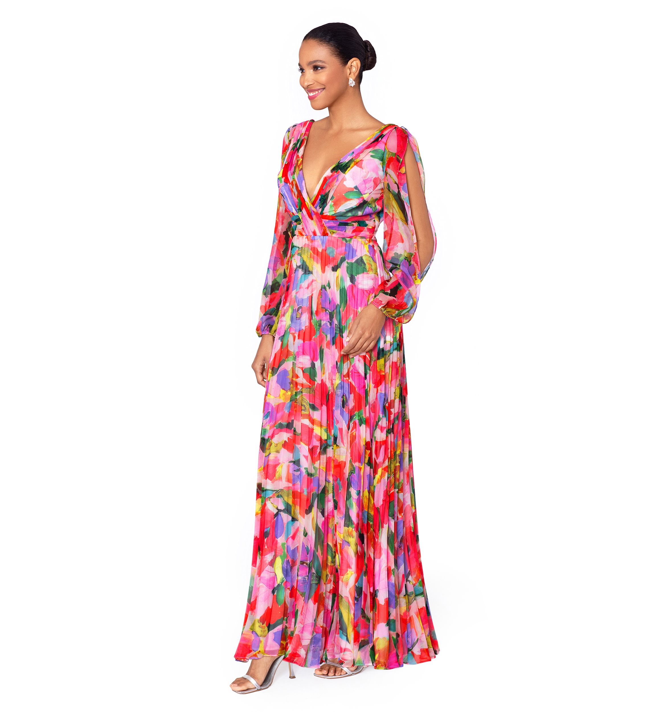 Womens V-Neck Long Sleeve Chiffon Pleated Fit and Flare Gown