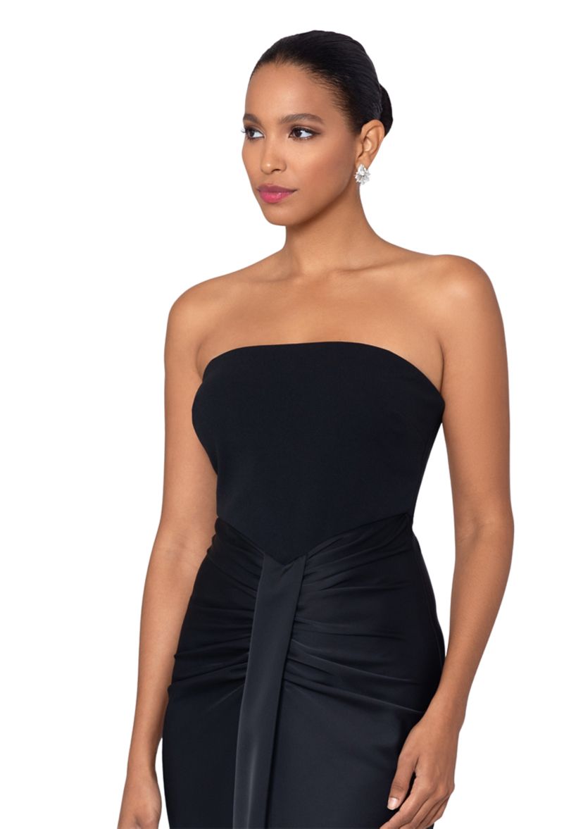 Womens Sleeveless Solid Satin Slim Gown