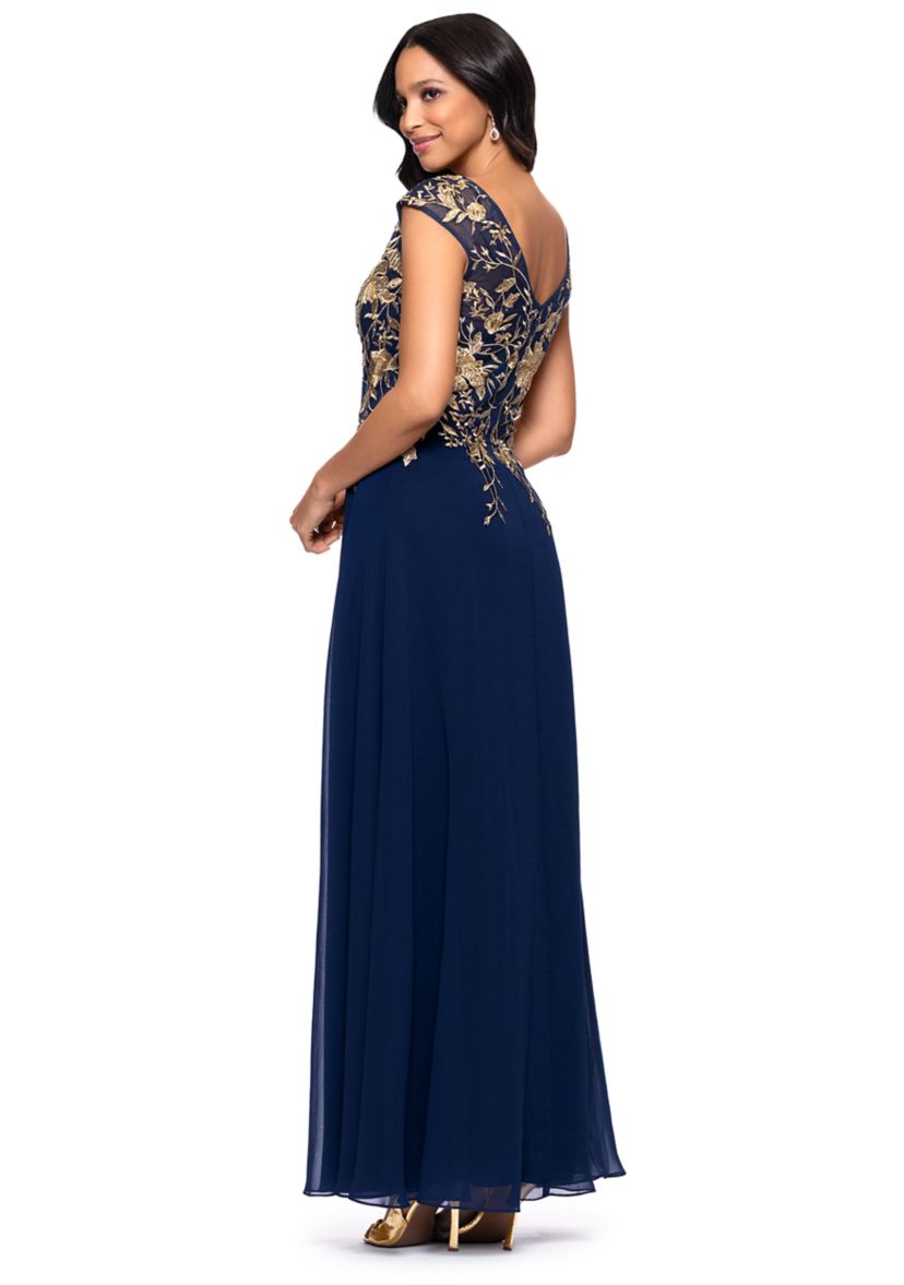 Womens Short Sleeve V-Neck Floral Embellished Gown