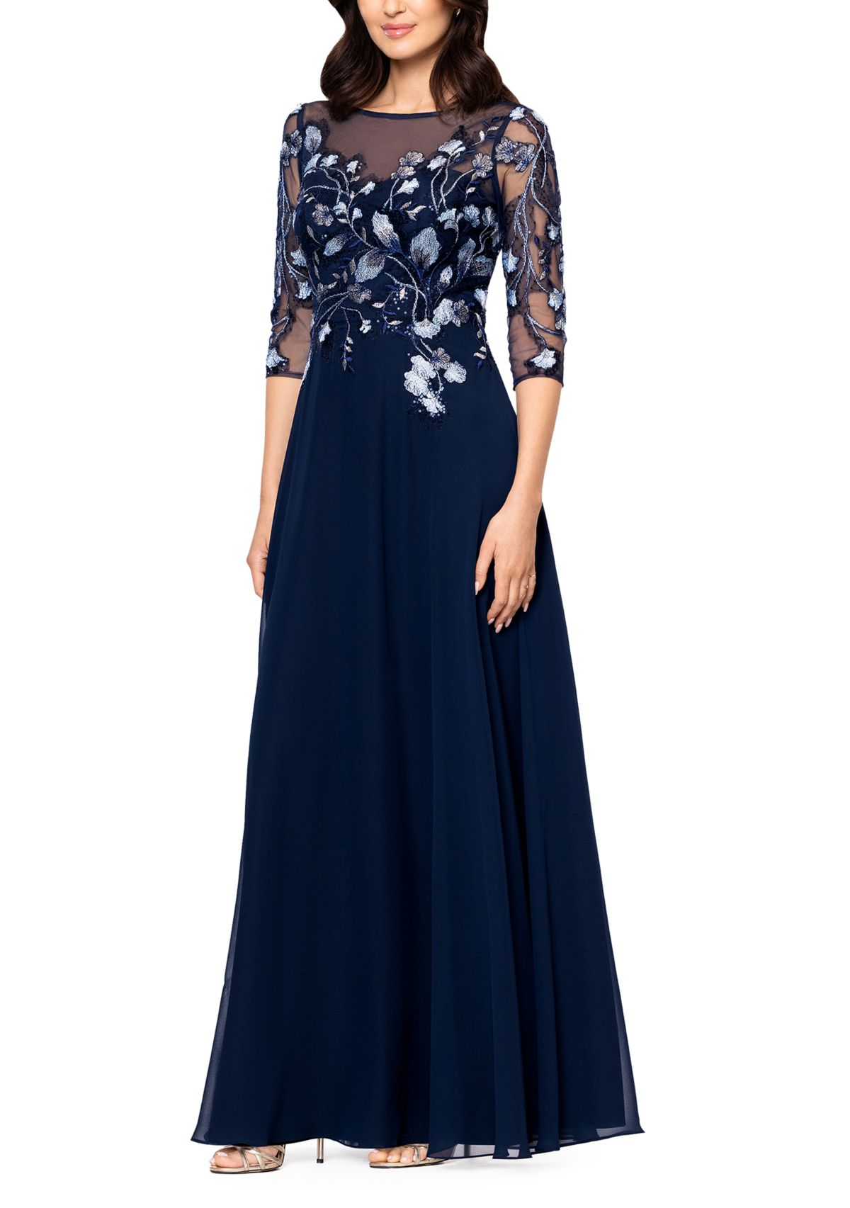 Womens Crew Neck Floral Embellish Gown