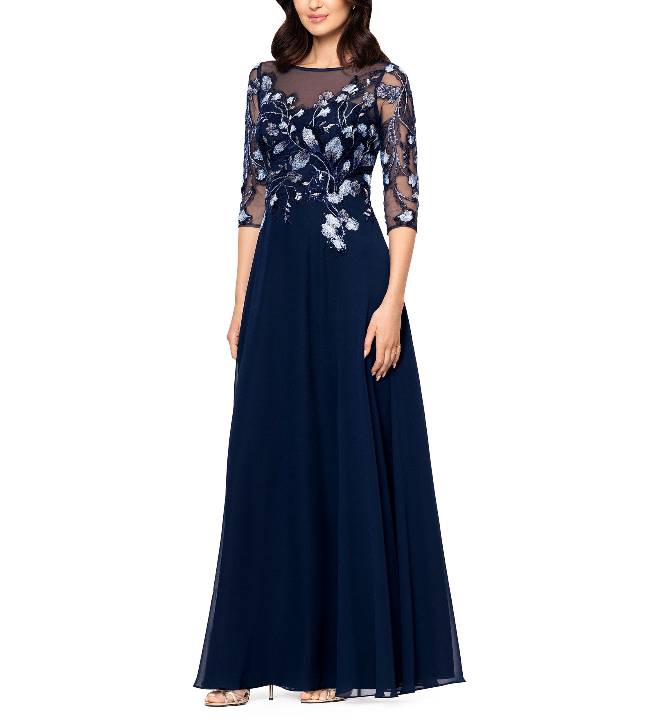 Womens Crew Neck Floral Embellish Gown