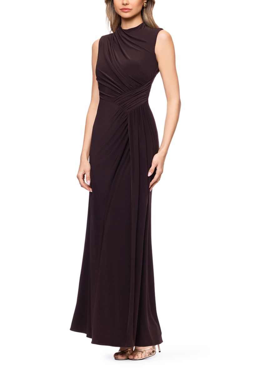 Betsy & Adam Women's Sleeveless Mock Neck Ruched Gown