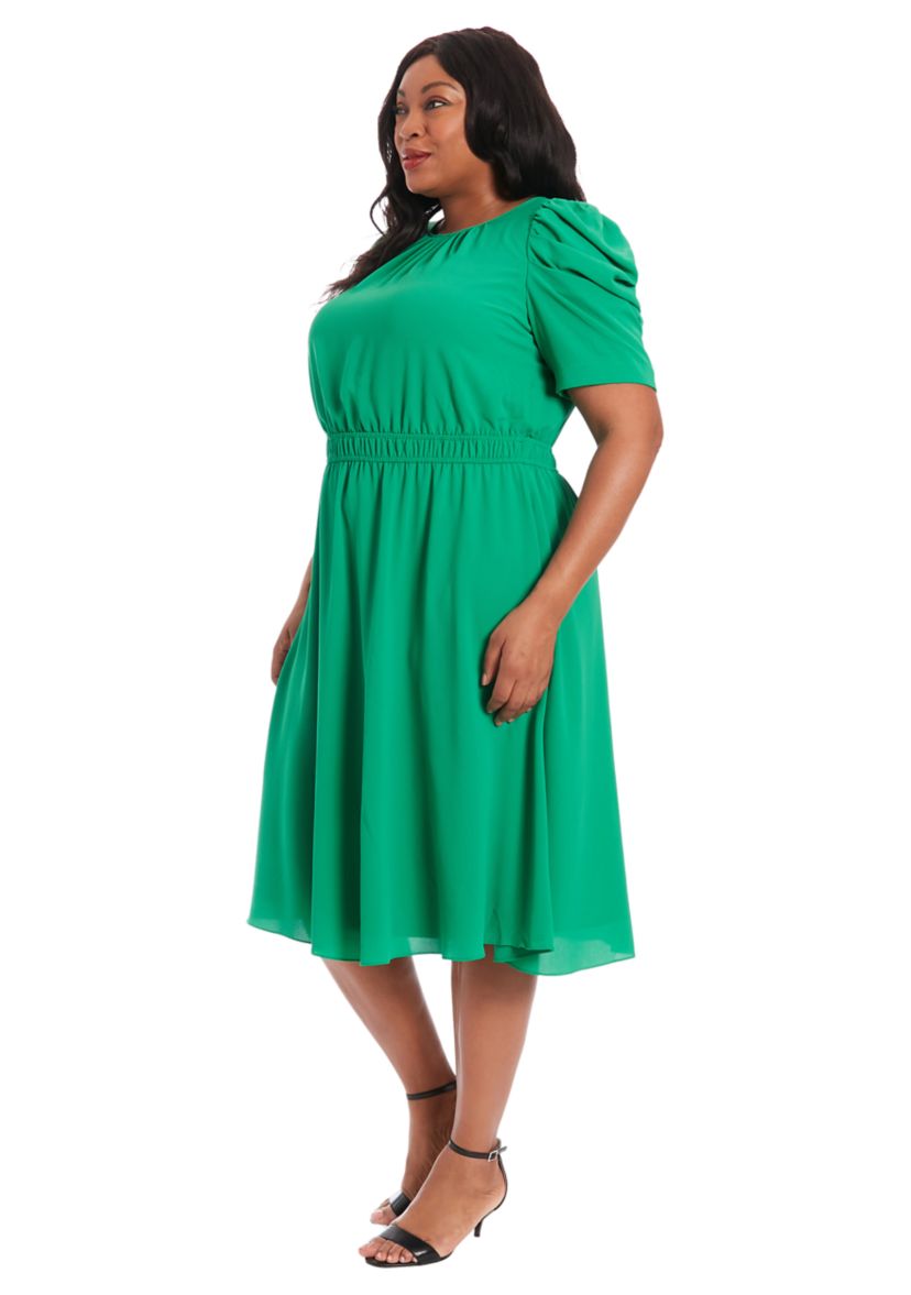 Plus Size Short Sleeve Crew Neck Solid Chiffon Dress