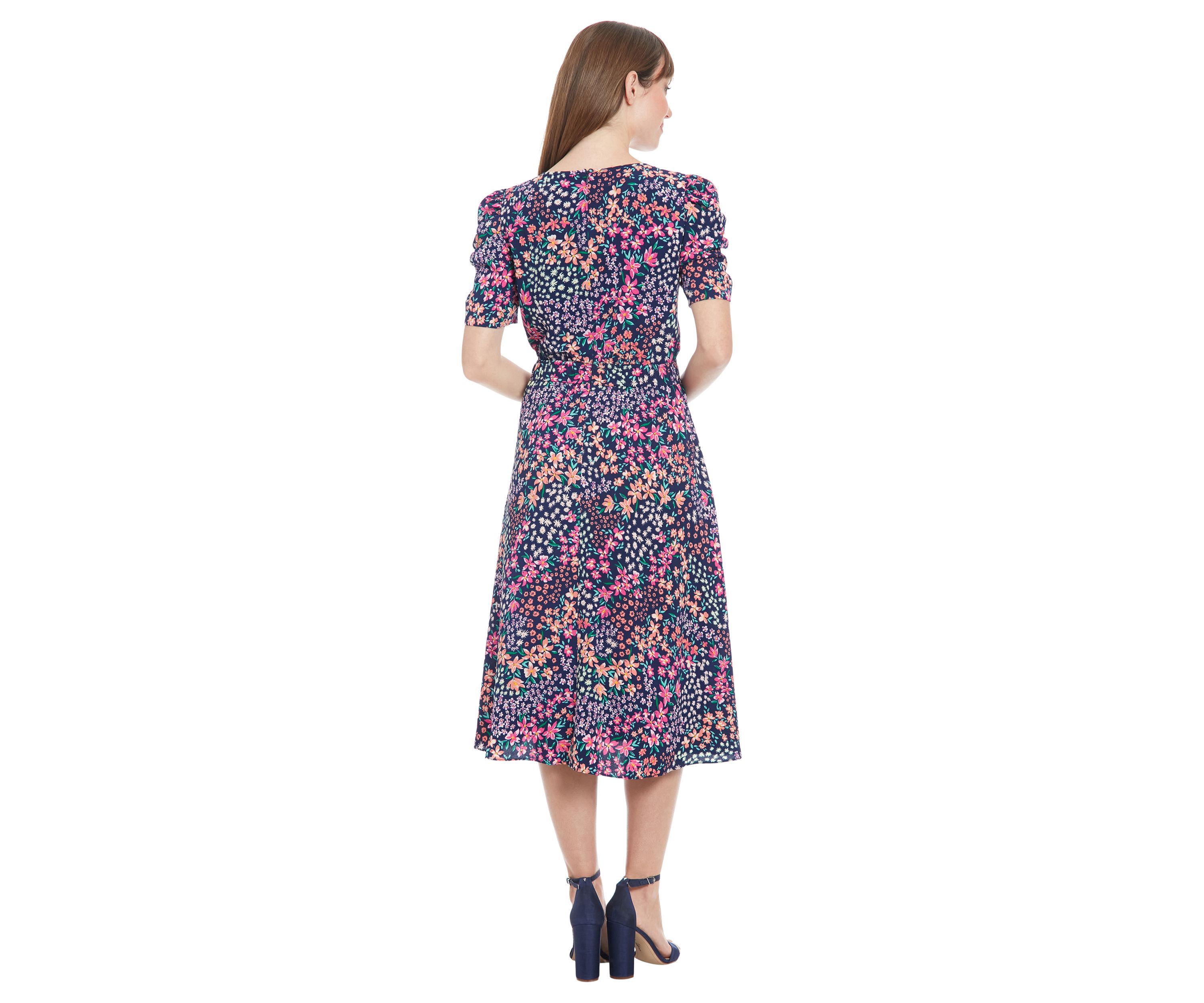 Womens Printed Bubble Crepe Shirred Jewel Neck Pleated Ruched Sleeve Midi Dress
