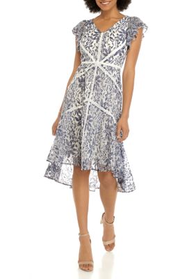 Taylor flutter 2025 sleeve lace dress