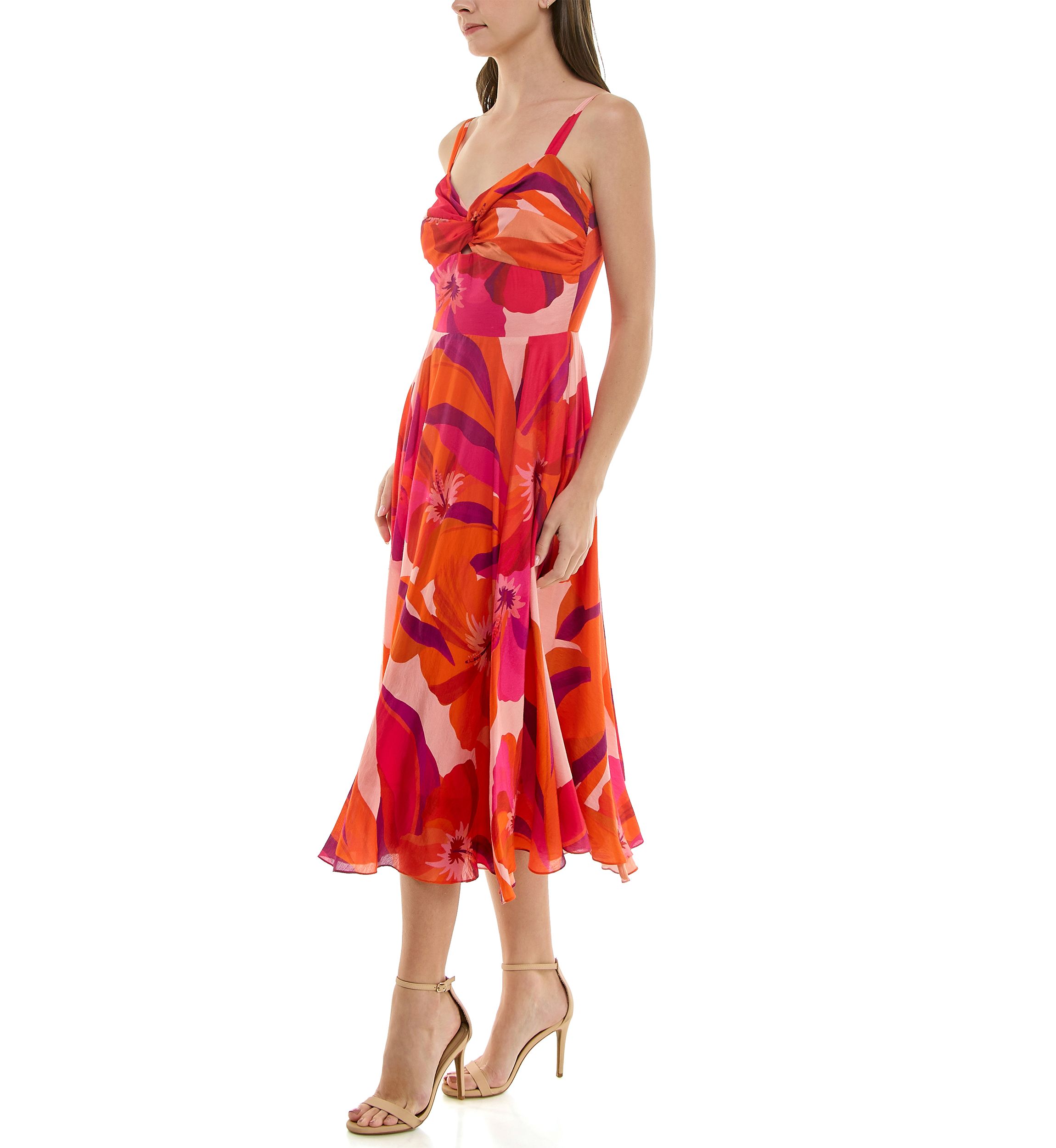Womens Twist Sweetheart Dress
