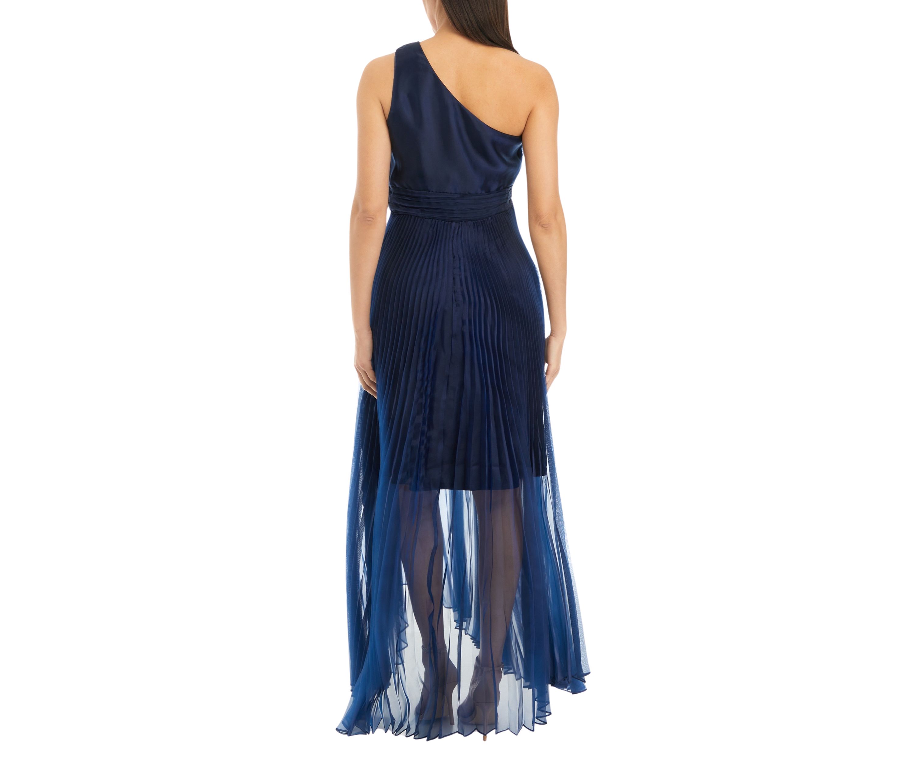 Womens One Shoulder Solid Organza Gown