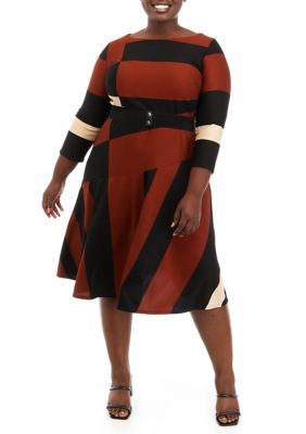 Plus 3/4 Sleeve Printed Belted Fit and Flare Dress