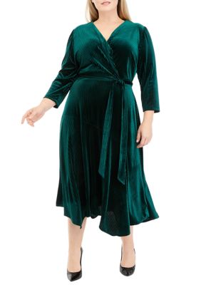 Plus V-Neck Wrap Velvet Dress