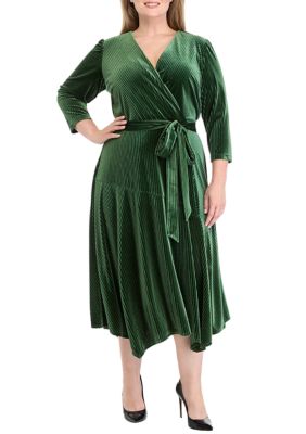 Maison Tara Women's Plus Size V-Neck Wrap Velvet Dress, 24W